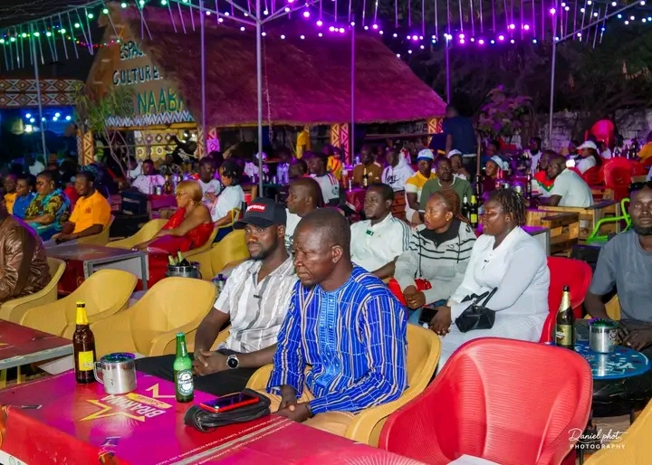 Mika Compaoré chante pour la cause des femmes : l'artiste des provinces conquiert Ouagadougou avec « PAGBA » 1542316